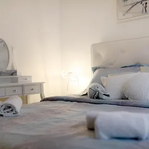 rosita-deluxe-rooms.hotelinzadar.com/