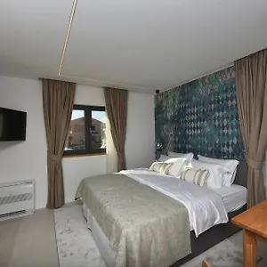 villa-manda-zadar-new-luxury-apartments.hotelinzadar.com/